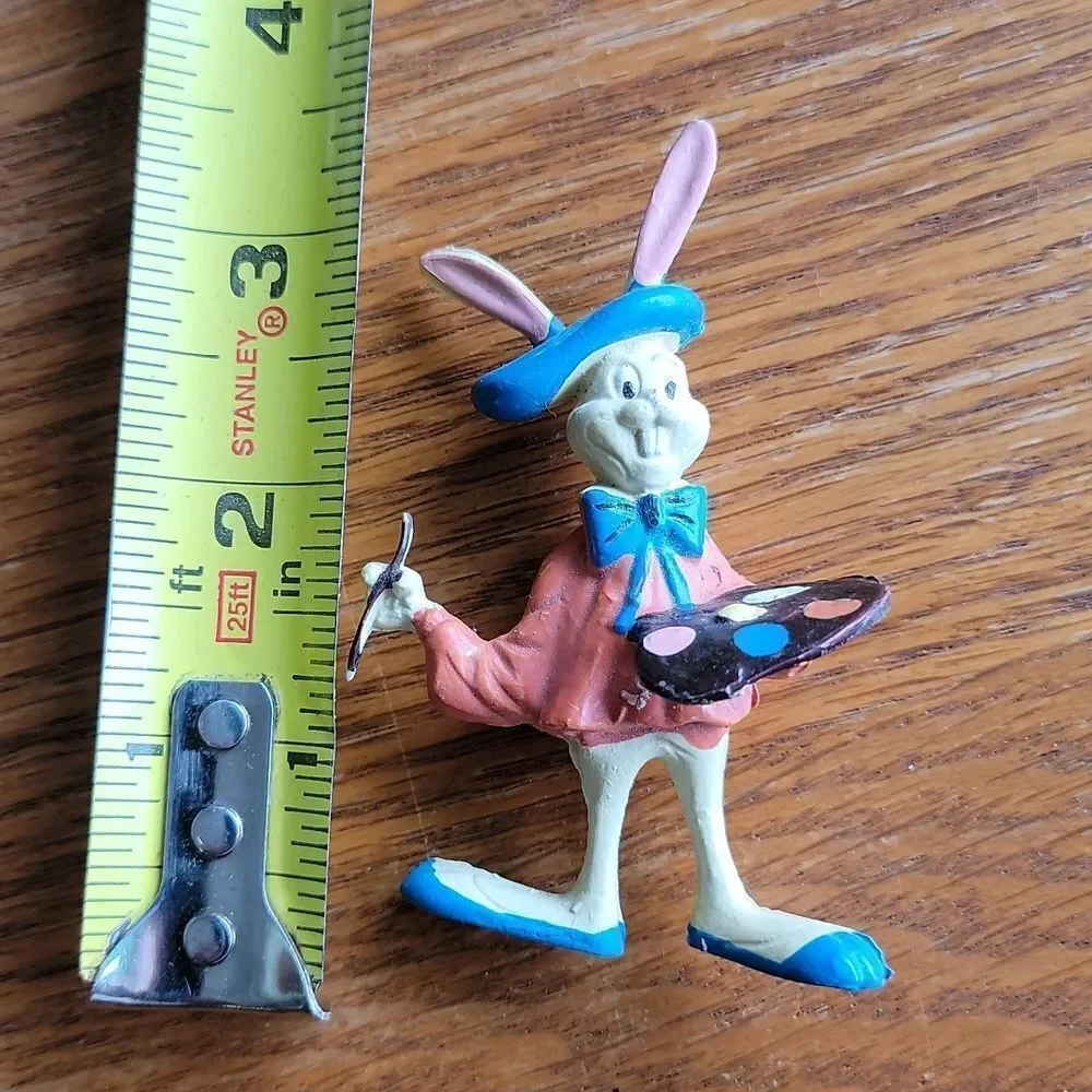Bugs bunny Easter egg artist cake topper